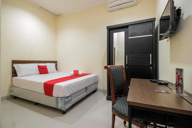 Reddoorz @ Jalan Biak Roxy Jakarta Extérieur photo
